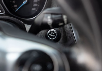 Подержанный автомобиль Ford Focus Hatchback 2011 года (16 фото)