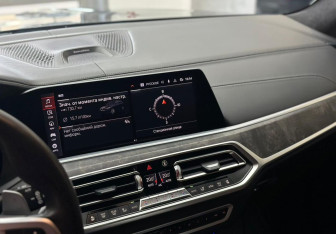 Подержанный автомобиль BMW X7 2019 года (24 фото)