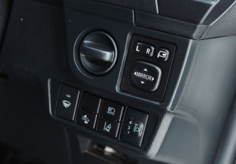 Подержанный автомобиль Toyota Corolla Wagon 2018 года (16 фото)