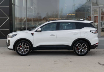 Подержанный автомобиль Chery Tiggo 7 Pro Max 2024 года (8 фото)