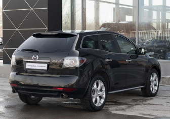 Подержанный автомобиль Mazda CX-7 2011 года (5 фото)