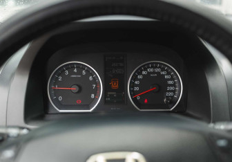 Подержанный автомобиль Honda CR-V 2008 года (13 фото)