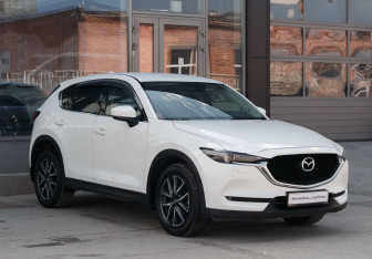 Подержанный автомобиль Mazda CX-5 2017 года (3 фото)