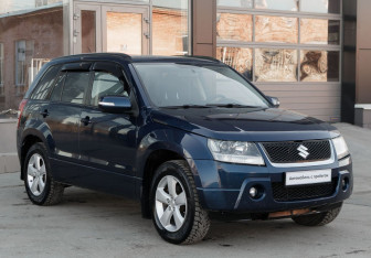 Подержанный автомобиль Suzuki Grand Vitara 2008 года (3 фото)