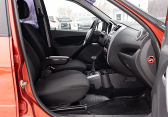 Подержанный автомобиль Datsun mi-DO 2017 года (18 фото)