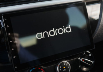 Подержанный автомобиль Kia Rio Hatchback 2018 года (14 фото)