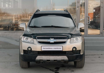 Подержанный автомобиль Chevrolet Captiva 2007 года (2 фото)