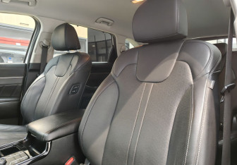 Подержанный автомобиль Kia Sorento 2021 года (13 фото)