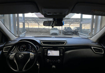 Подержанный автомобиль Nissan Qashqai 2016 года (9 фото)