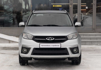 Подержанный автомобиль Chery Tiggo 3 2019 года (2 фото)