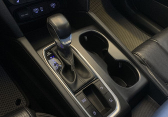 Подержанный автомобиль Hyundai Santa Fe 2018 года (8 фото)