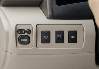 Подержанный автомобиль Toyota Camry Sedan 2008 года (16 фото)