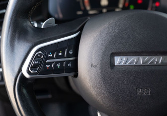 Подержанный автомобиль Haval F7 2021 года (12 фото)