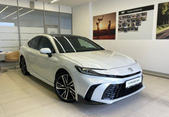 Подержанный автомобиль Toyota Camry Sedan 2024 года (3 фото)
