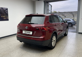 Подержанный автомобиль Volkswagen Tiguan 2020 года (4 фото)