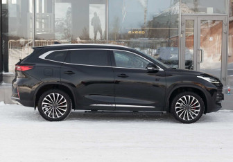 Подержанный автомобиль Exeed TXL 2023 года (4 фото)