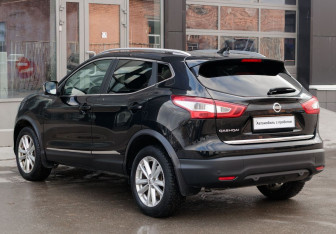 Подержанный автомобиль Nissan Qashqai 2018 года (7 фото)