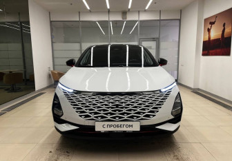 Подержанный автомобиль Omoda C5 2022 года (3 фото)