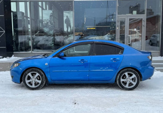 Подержанный автомобиль Mazda 3 Sedan 2005 года (8 фото)