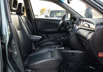 Подержанный автомобиль Mitsubishi Outlander 2004 года (20 фото)