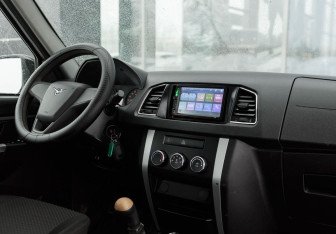 Подержанный автомобиль УАЗ Patriot 2018 года (10 фото)