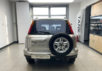 Подержанный автомобиль Honda CR-V 1998 года (6 фото)