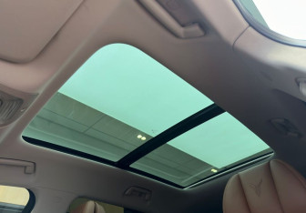 Подержанный автомобиль Voyah Free 2023 года (17 фото)