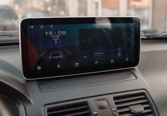 Подержанный автомобиль Volvo XC90 2007 года (13 фото)