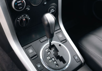 Подержанный автомобиль Suzuki Grand Vitara 2010 года (15 фото)