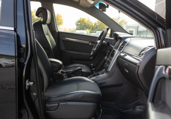 Подержанный автомобиль Chevrolet Captiva 2008 года (20 фото)