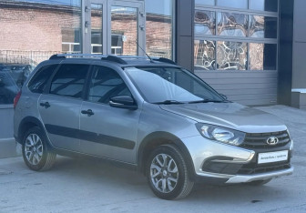 Подержанный автомобиль LADA (ВАЗ) Granta Wagon 2021 года (3 фото)