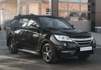 Подержанный автомобиль Lifan X60 2017 года (3 фото)