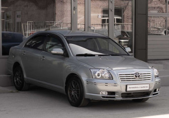 Подержанный автомобиль Toyota Avensis Sedan 2007 года (3 фото)