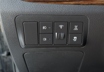 Подержанный автомобиль Hyundai Santa Fe 2011 года (16 фото)