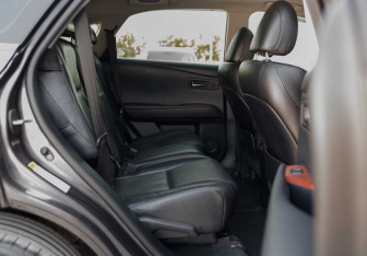 Подержанный автомобиль Lexus RX 2010 года (22 фото)