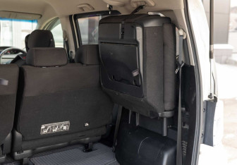 Подержанный автомобиль Honda Freed 2012 года (17 фото)