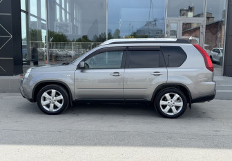 Подержанный автомобиль Nissan X-Trail 2012 года (5 фото)