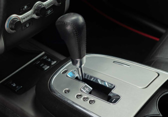 Подержанный автомобиль Nissan Murano Suv 2010 года (16 фото)