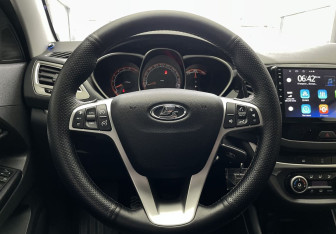 Подержанный автомобиль LADA (ВАЗ) Vesta Wagon 2019 года (11 фото)