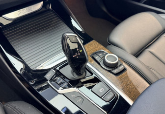 Подержанный автомобиль BMW X3 2019 года (21 фото)
