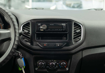 Подержанный автомобиль LADA (ВАЗ) XRAY 2019 года (13 фото)