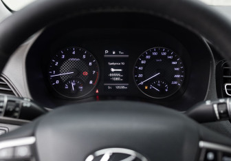 Подержанный автомобиль Hyundai Solaris Sedan 2021 года (13 фото)