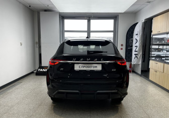 Подержанный автомобиль Haval F7 2022 года (7 фото)