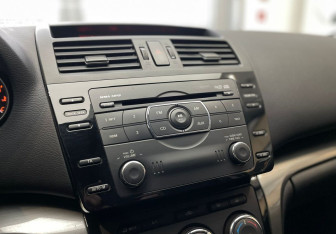 Подержанный автомобиль Mazda 6 Sedan 2011 года (16 фото)