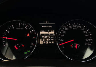 Подержанный автомобиль Nissan Qashqai+2 2013 года (14 фото)