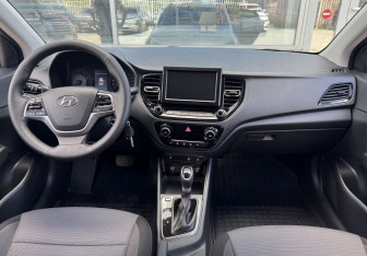 Подержанный автомобиль Hyundai Solaris Sedan 2020 года (12 фото)