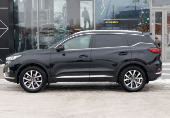 Подержанный автомобиль Chery Tiggo 7 Pro 2022 года (8 фото)