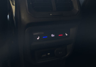 Подержанный автомобиль Volkswagen Tiguan 2020 года (14 фото)