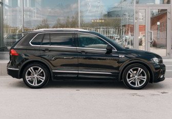 Подержанный автомобиль Volkswagen Tiguan 2017 года (4 фото)