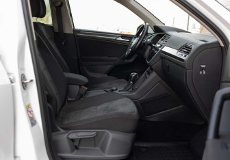 Подержанный автомобиль Volkswagen Tiguan 2018 года (21 фото)